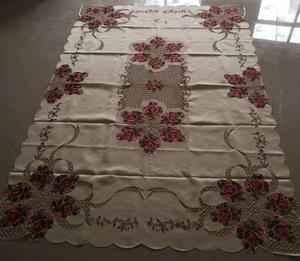 Tovaglie Quadrate 72x108 in Poliestere/Cotone Non Tessuto con Ricamo a Punto Croce Floreale - Product Image 5