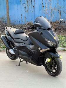 Motocyclettes d'occasion Yamaha TMAX530 |   Moteur bicylindre en parallèle de 530 cm3 |   Maxi-scooter à couple élevé de 34 kW - Product Image 5
