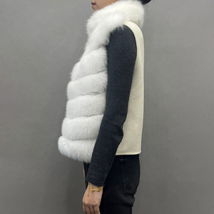 2025 donna inverno elegante gilet di lana in vera pelliccia cappotto corto con collo alto <span class=keywords><strong>senza</strong></span> <span class=keywords><strong>maniche</strong></span> gilet di pelliccia di lana - Product Image 3