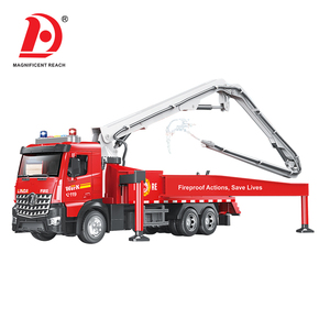 <span class=keywords><strong>Camion</strong></span> de pompage à béton HUADA, jouet de construction à friction, véhicule de <span class=keywords><strong>pompier</strong></span> à pulvérisation d'eau inertielle, à pousser et tirer - Product Image 1