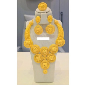 Juego de joyas de 4 piezas de diamantes chapados en oro real para mujer, collar, pendientes, anillo, regalo de boda y fiesta, estilo indio - Product Image 1