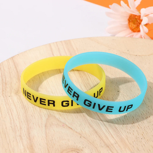 Bracelets en silicone Logo personnalisé Basketball Sports UV rfid Lueur <span class=keywords><strong>Bracelet</strong></span> en silicone en caoutchouc vierge Impression <span class=keywords><strong>Bracelet</strong></span> en silicone personnalisé - Product Image 2