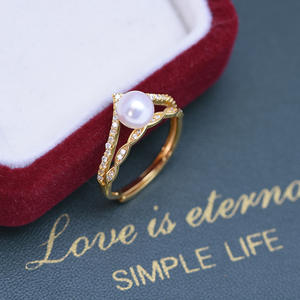 Bague en argent S925 à ouverture réglable, perle d'eau douce 6-7 mm, blanche, presque parfaite, petite ampoule élégante, mariage - Product Image 2