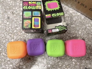 Schylling Factory Need Oh Nice <span class=keywords><strong>Club</strong></span> 5.5cm Super Solid Ice <span class=keywords><strong>Cube</strong></span> Squishy Toy Maltose Slow Rise Stress Relief Sensory Fidget Unisex - Product Image 3