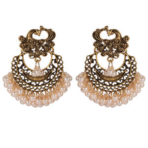 Exagéré rétro ethnique tourmente Sémitique sculpté boucles d'oreilles style indien alliage perle pendentif gland boucles d'oreilles - Product Image 1