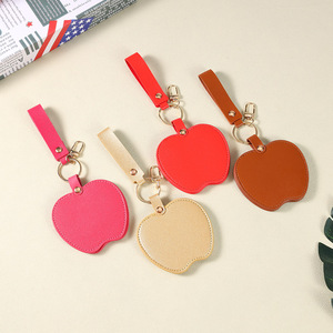 مرآة جيب فريدة على شكل تفاحة حمراء من زونيين، هدايا عيد الميلاد، مرآة مكياج صغيرة قابلة للطي من الجلد الصناعي الوردي مع سلسلة مفاتيح للنساء - Product Image 4