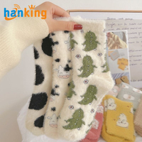 Ehanking Femmes Mignon Doux Dinosaure Vache Spot Chaussettes Dames Fuzzy Épaissir Cachemire Moyen Tube Chaussettes Chaudes Bas Chaussettes de Sol