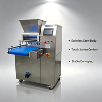 Machine à extruder les biscuits à double et simple couleur, contrôlée par PLC tactile, équipement de boulangerie pour la transformation des biscuits