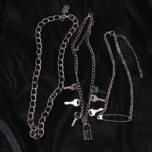 ฮิปฮอปพังก์สร้อยคอจี้รูปกุญแจหลายชั้นโลหะผสมสังกะสีเงินสำหรับผู้หญิงเครื่องประดับแฟชั่นปาร์ตี้ - Product Image 4