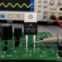 Diode à récupération rapide FR30E120C2 : 30A/1200V, haute tension, haute intensité, boîtier TO-220C-2L, tube unique 30U120