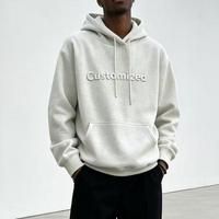 Hoodie longgar modis berlengan panjang berukuran besar dengan desain cetakan timbul yang berkelas