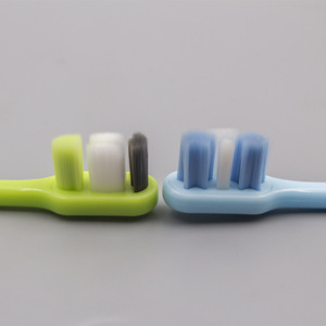 Adult Toothbrush 14.4cm Soft Bristles Nylon Home Use - Product Image 3