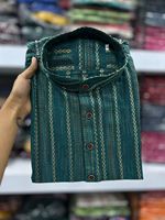 Nouvelle collection de Kurta courtes manches longues pour les mariages et les fêtes disponibles au prix de gros