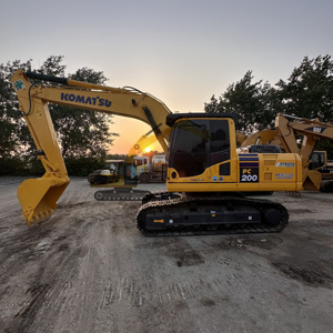 Komatsu รถขุดตีนตะขาบ PC200-8แบบดั้งเดิมอุปกรณ์สมบูรณ์แบบพร้อมปั๊มเครื่องยนต์เป็นส่วนประกอบหลัก - Product Image 5