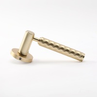 Nouvelle Arrivée Poignée de Porte en Cuivre Pur à Motif Diamant Croisé, Quincaillerie de Luxe Dorée pour Villa et Hôtel