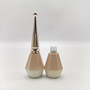 Flacone di Smalto per Unghie in Vetro di Alta Qualità Personalizzato e di Lusso, 8ml 10ml 15ml - Product Image 3