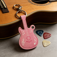 Porte-clés étui pour plectres de guitare en cuir PU, dégradé de couleurs, en forme de guitare, avec housse de protection anti-perte pour traceur GPS