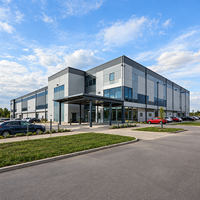 Bâtiment commercial moderne en structure métallique, résistant aux intempéries, durable, pour atelier, supermarché ou commerce de détail