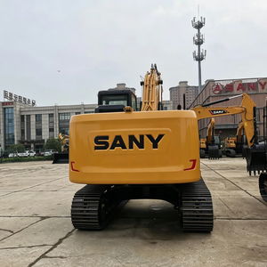 Excavadora SY215C con cucharón de 0.93m3 para trabajo de excavación rápida, apertura de zanjas, nivelación de terrenos y movimiento de tierras a granel. - Product Image 3
