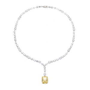 Conjunto de Joyería Vintage de Latón con Diseño Geométrico en Rodio, Collar y Aretes con la Frase 'Te Amo' en 100 Idiomas para Mujer - Product Image 5