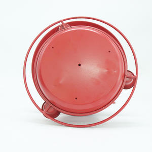 ที่ให้อาหารนกฮัมมิงเบิร์ดแบบแขวน ดีไซน์เหล็กกลวงสีแดง ยี่ห้อโอนิยะ พร้อมถังน้ำ ทำความสะอาดง่าย สำหรับสวนและกลางแจ้ง - Product Image 3