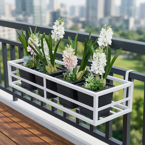 Support de plante suspendu rectangulaire en plastique blanc pour fleurs et plantes vertes, utilisation en jardin, design moderne et minimaliste - Product Image 2