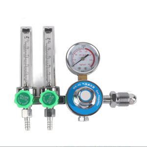Détendeur d'argon avec débitmètre à double tube, réducteur de pression 1-25, monophasé - Product Image 2