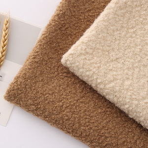 Vestes et Manteaux en Tweed Contemporains Non Genrés Inspirés du Tissu d'Hiver Bouclé, 40% Laine/60% Polyester Pelucheux <span class=keywords><strong>pour</strong></span> Costumes - Product Image 1