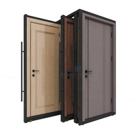 Présentoir coulissant en métal sur mesure pour showroom, avec finition noire et logo personnalisé disponible