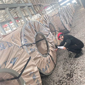 ม้วนเหล็กคาร์บอน Q235มาตรฐาน JIS สำหรับหม้อไอน้ำแผ่นดัดและการเชื่อมบริการแปรรูป - Product Image 4