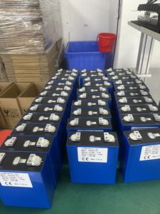 Celdas 314 Ah, Precio de Fábrica, Stock en la UE, Grado A, Batería Lifepo4 de 3.2v 314ah, Baterías Prismáticas de Iones de Litio - Product Image 2