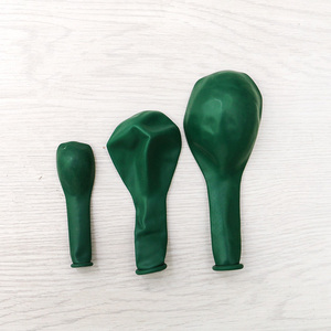 Globos Redondos de Látex Verde Oscuro de 12 Pulgadas para Fiestas y Eventos - Product Image 3