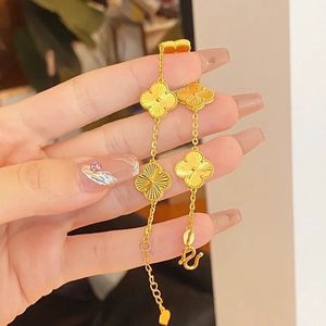 Nuovo Braccialetto da Donna in Lega Dorata a Forma di <span class=keywords><strong>Quadrifoglio</strong></span> - Accessorio Regalo per San Valentino e Festival Qixi - Product Image 5
