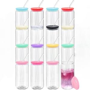 Gobelets en plastique transparent de 450 ml (16 oz) en forme de bouteille de soda, à paroi simple, en PC, avec couvercle coloré et paille transparente - Product Image 1
