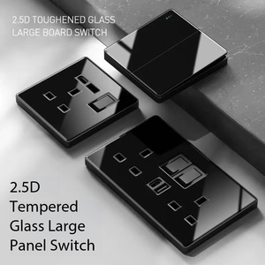 مقبس كهربائي بريطاني 13 أمبير نسخة هونغ كونغ مع منفذ USB للشحن السريع، مقبس ذكي أحادي القطب بثلاث فتحات مربع الشكل بلوحة زجاجية سوداء - Product Image 2