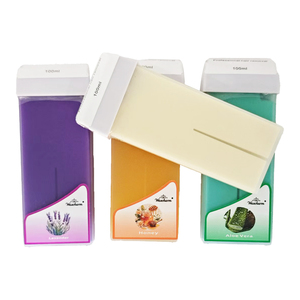 Cartouche de <span class=keywords><strong>cire</strong></span> molle et dure de formule européenne en gros <span class=keywords><strong>Cire</strong></span> dépilatoire multicolore <span class=keywords><strong>Roll</strong></span>-<span class=keywords><strong>On</strong></span> pour l'épilation des jambes - Product Image 4