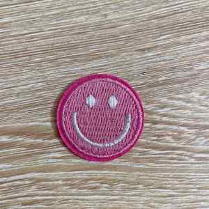 3.2 cm Self Sticker Cute Smile Patches for Hat Clothing Decoration - Product Image 2