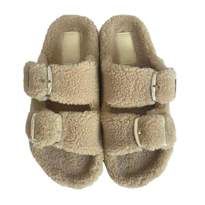 2023 pantoufle diapositives concepteur femmes dames moelleux fausse fourrure pantoufle fourrure de <span class=keywords><strong>mouton</strong></span> mode pour les femmes plat en peluche caoutchouc <span class=keywords><strong>laine</strong></span> pantoufles - Product Image 5