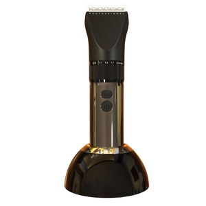 Cortadora de Pelo Profesional Yoshimi JM-520 con Base de Carga, Cuchilla de Cerámica de Titanio Desmontable, Recargable por USB - Product Image 5