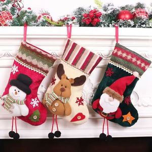 Chaussette de Noël personnalisée haut de gamme avec logo brodé, motif Père Noël et renne, sac cadeau pour bonbons, mini chaussette du Père Noël, Guangdong - Product Image 1