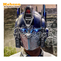 Casque Optimus Prime soigneusement conçu, très attrayant pour les costumes d'anime Transformers pour les festivals d'Halloween et les fans.