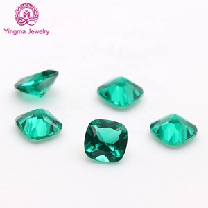 Hot Bán Tổng Hợp Loose Nano Pha Lê Đá Đệm <span class=keywords><strong>4</strong></span>*<span class=keywords><strong>4</strong></span> <span class=keywords><strong>Mm</strong></span> Để 8*8 <span class=keywords><strong>Mm</strong></span> Emerald Màu Xanh Lá Cây Màu Nano Đá Quý Hỗ Trợ Sáp Thiết lập - Product Image 1