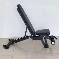 Équipement d'exercice de gymnastique Sit Up Multi Gym Banc d'entraînement au poids réglable pour l'entraînement en force