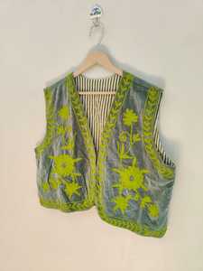 Chaleco de Terciopelo Verde, Bordado a Mano, Chaleco de Terciopelo Hecho a Mano, Chaqueta, Chaleco de Terciopelo Suzani, Chaleco de Terciopelo Floral Bohemio - Product Image 5