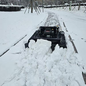 <span class=keywords><strong>Tondeuse</strong></span> à gazon industrielle sans fil télécommandée, 4 temps, à essence, avec <span class=keywords><strong>démarrage</strong></span> électrique et chenilles - Product Image 1