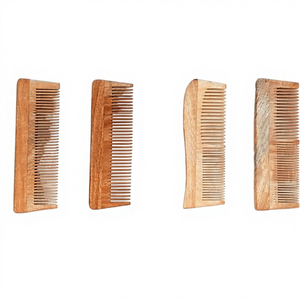 Peine de madera de bambú de diente ancho ecológico de alta calidad, herramienta de masaje de cuero cabelludo hecha a mano Natural para cabello rizado, Etiqueta Privada, uso doméstico - Product Image 1