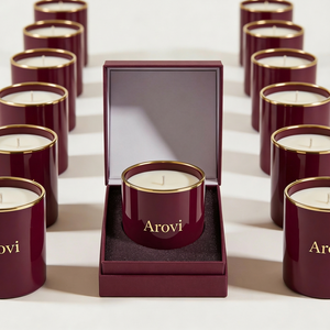 Arovi - Bougie parfumée de luxe en cire de soja naturelle, pot en verre rouge, écologique, parfum d'intérieur, cadeau, étiquette privée, personnalisation haut de gamme - Product Image 1