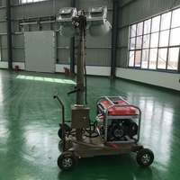 Mât télescopique de 10 m de hauteur à charge utile élevée, treuil électrique en acier robuste pour grandes configurations d'antennes