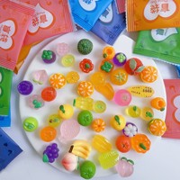 Mini poupée de bricolage aléatoire mixte la plus populaire simulation de fruits lueur accessoires en résine sac aveugle jouets promotionnels pour distributeurs automatiques