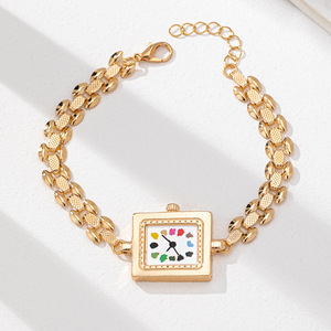 <span class=keywords><strong>DW</strong></span>-34 สร้อยข้อมือแฟชั่นปรับได้ รูปทรงนาฬิกา ทำจากโลหะผสมสีทอง - Product Image 2